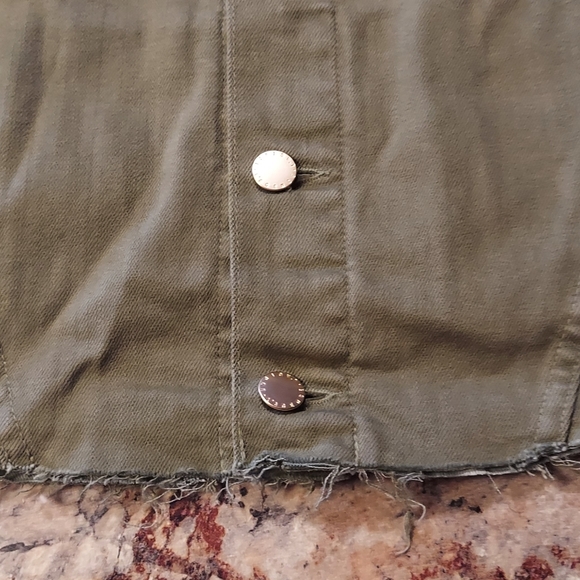 L’agence Janelle Slim Raw Hem Denim Jean Jacket NWT MSRP $365 Sz S Army Green - Picture 3 of 8